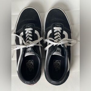 Vans Old Skool Black & White Women’s Size 8